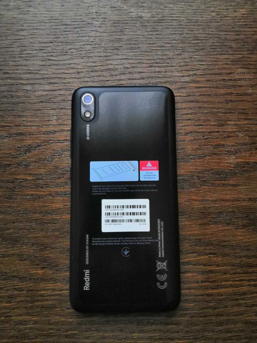 Продам смартфон Xiaomi Redmi 7A 2/16