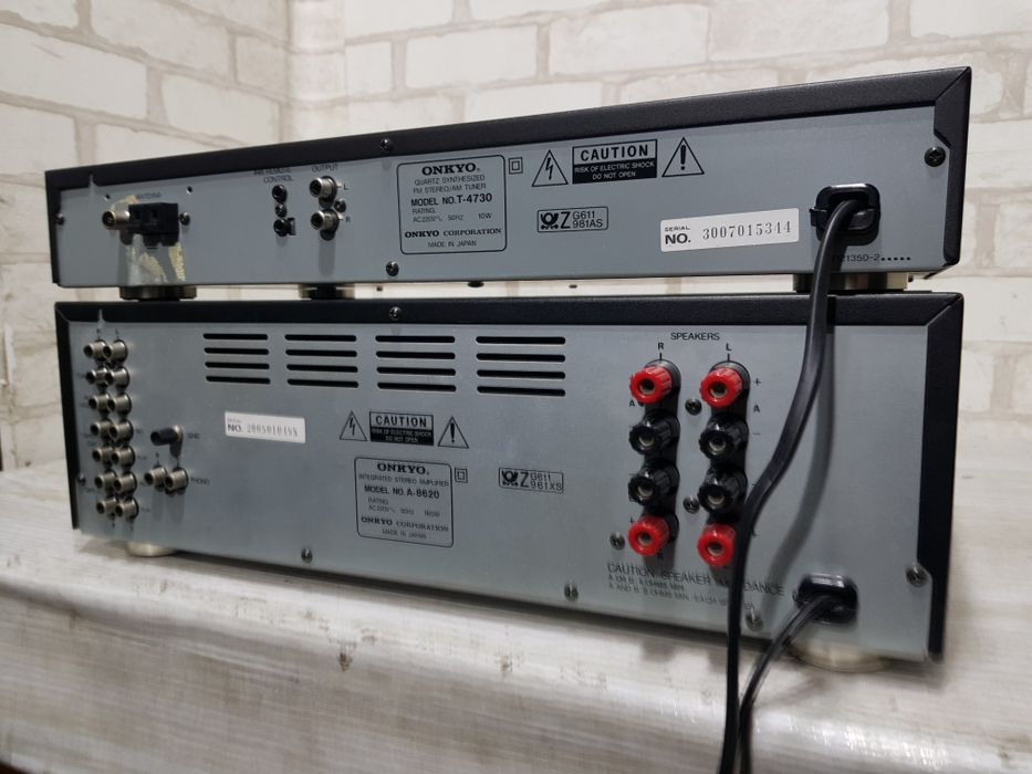 Стійка, підсилювач/тюнер ONKYO A-8620, T-4730, б/у з Німеччини