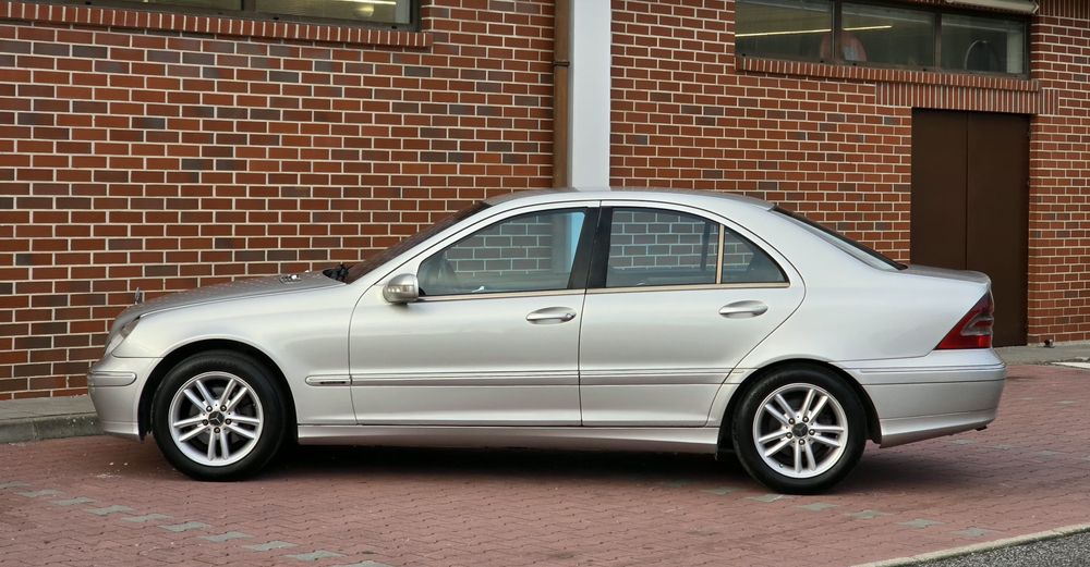 Mercedes-Benz C220 CDI 143cv — photo 2