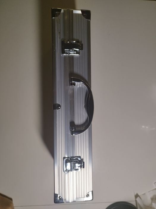 Zestaw do grilla z walizką