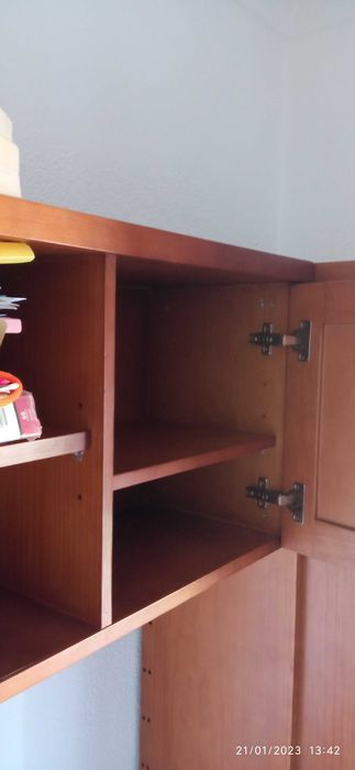 Estúdio c/2 camas + roupeiro+ Cómoda, Fantástico como Novo ótimo preço