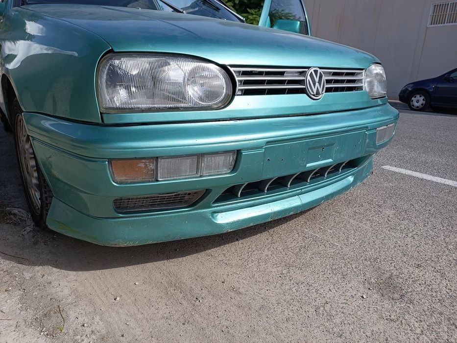 PARA-CHOQUES FRONTAL VOLKSWAGEN GOLF III 1996