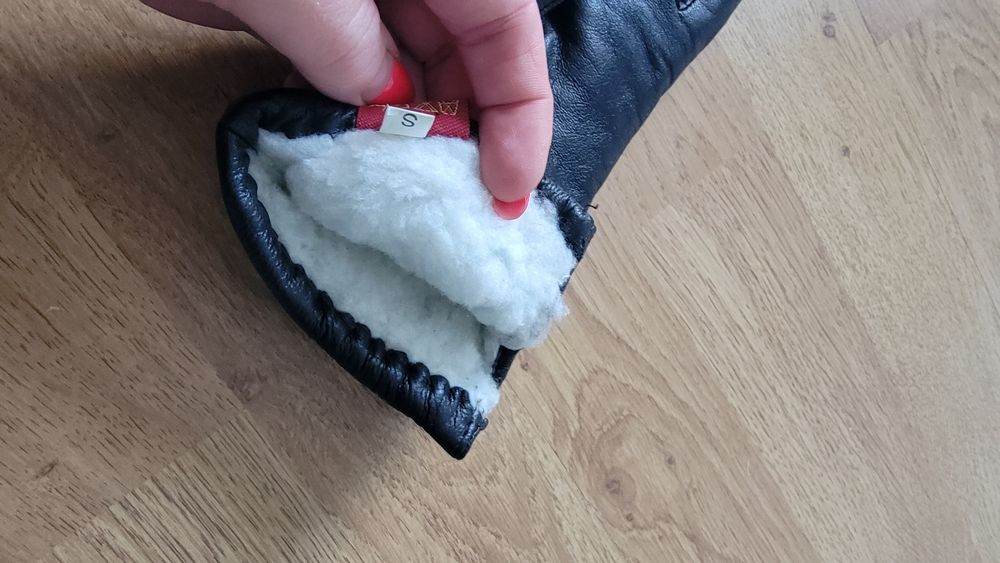 Bardzo cieple rekawiczki skorzane nowe