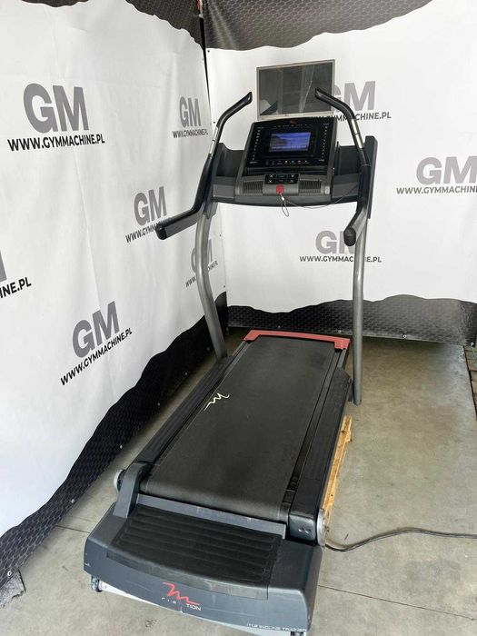 Bieżnia wspinaczkowa Freemotion Incline Trainer I11.9 30% nachylenia