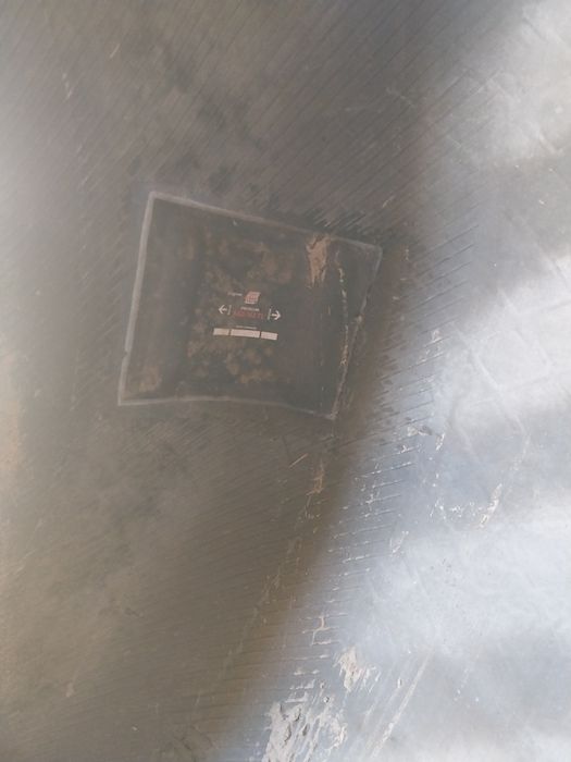 opona Continental 800/65r32