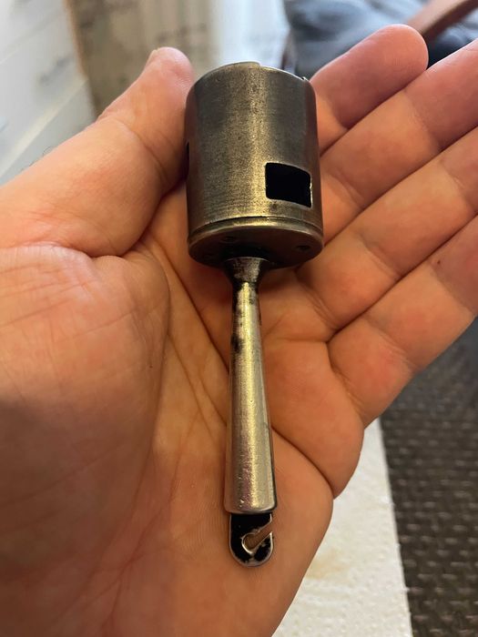 Węgielnica geodezyjna PZO 0104-73