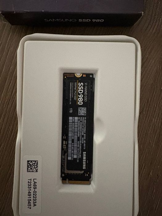 Samsung 980 NVMe версия M2 1t ssd