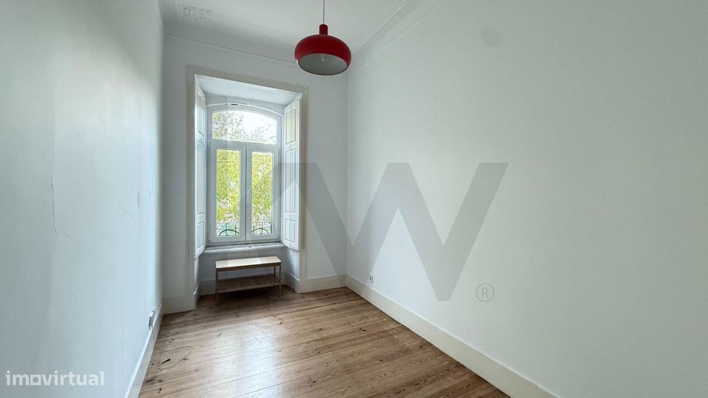 T2 para Arrendamento | Alcântara (Alto de Santo Amaro) | Entrada imedi