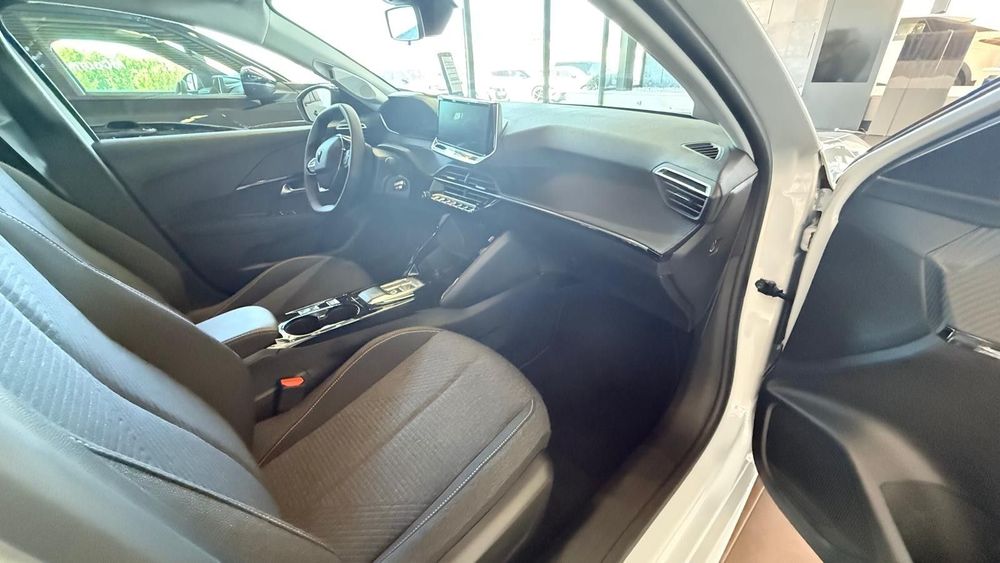 Peugeot e-208 50 kWh Edition