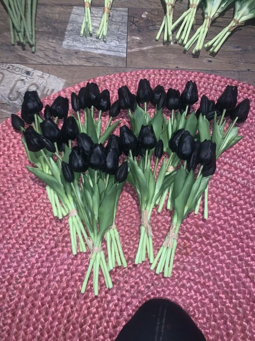 Sprzedam bukiet tulipanow silikonowych