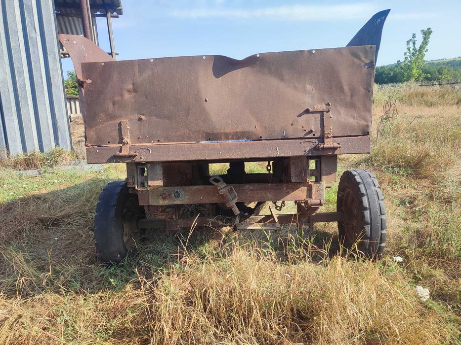 Сельхоз техніка навіснн