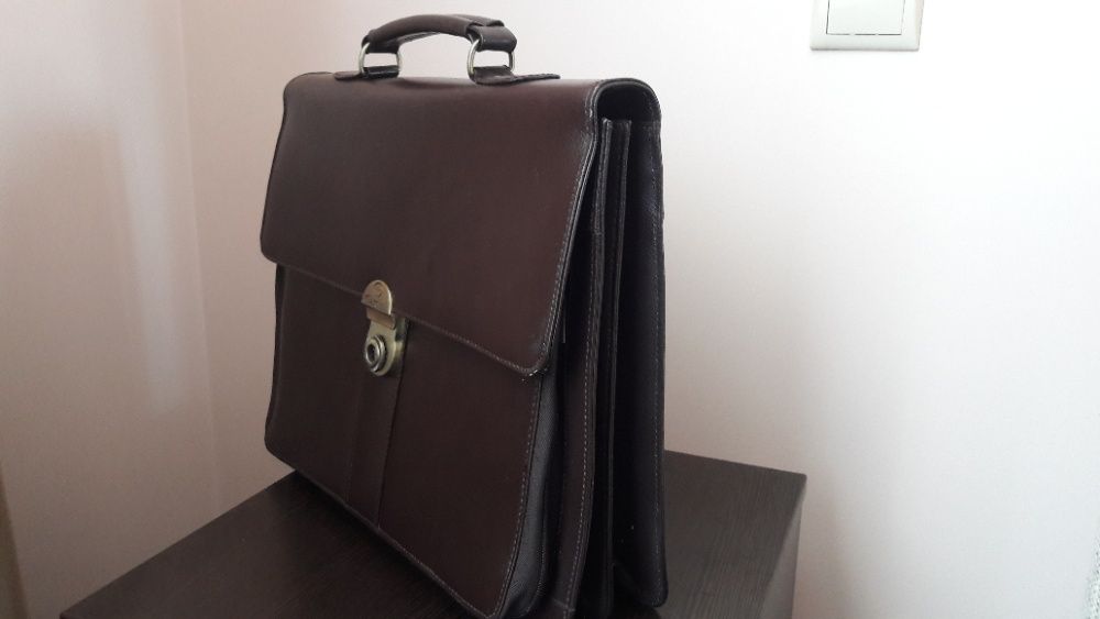 Портфель кожаный GARDINI