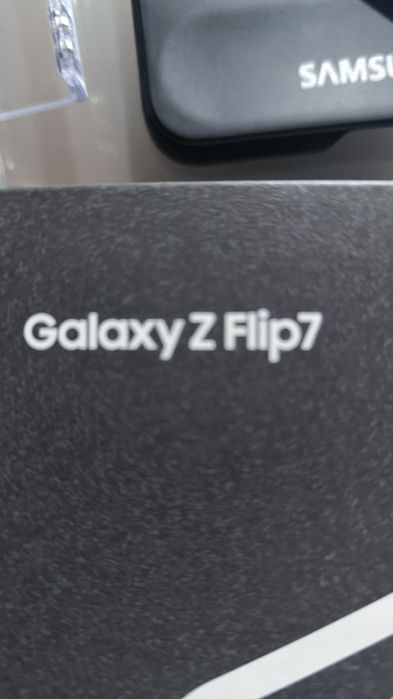Samsung z flip 7