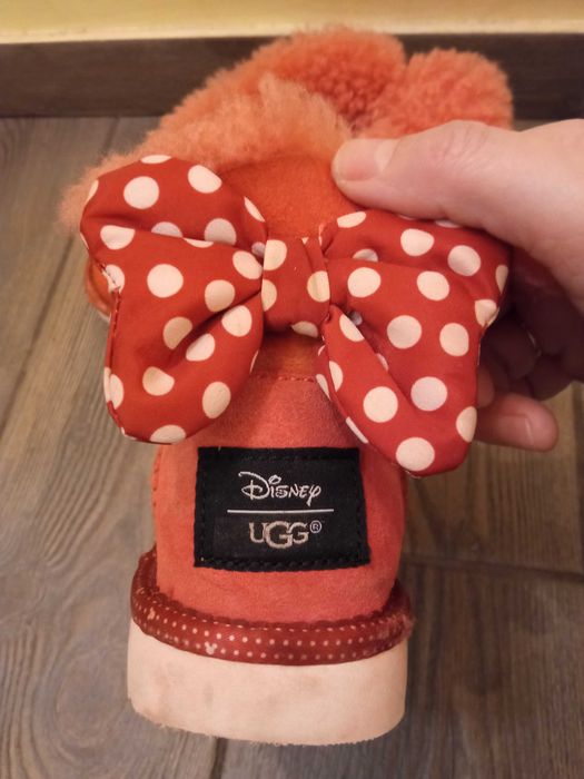 Угги для девочки 3-4 года