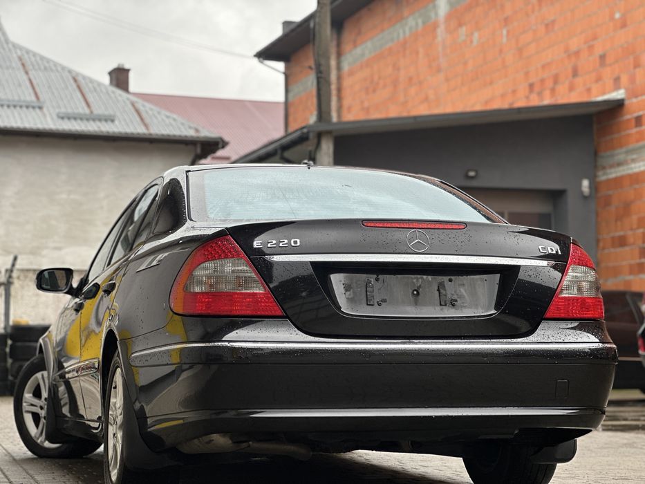 Капот Mercedes W211 Рестайл C170 2.2OM646