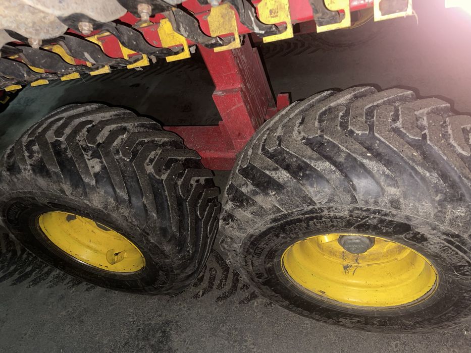 Vaderstad carrier 650