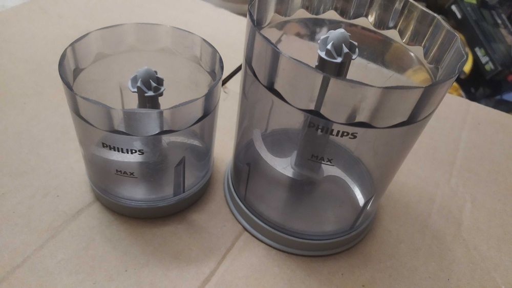 Лишилась 1! Чаши колбы с ножом для блендера Philips 650W чаша колба