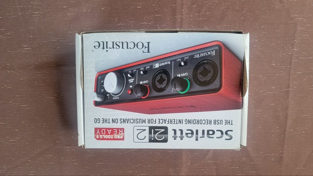 focusrite scarlett 2i2