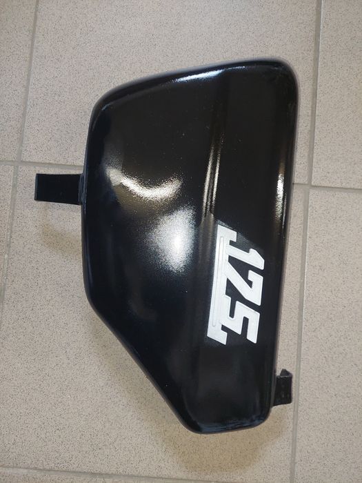 Nowy boczek oslona lewa strona rama wsk 175