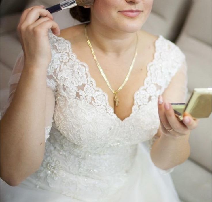 Весільна сукня бренду Darling