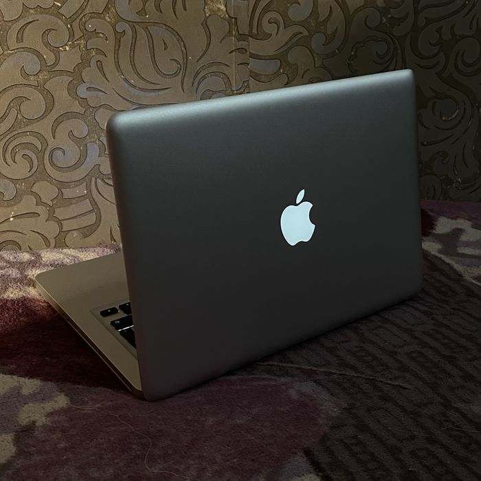 MacBook Pro 13”