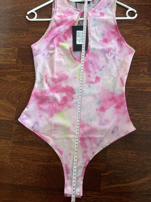 Śliczne body nowe