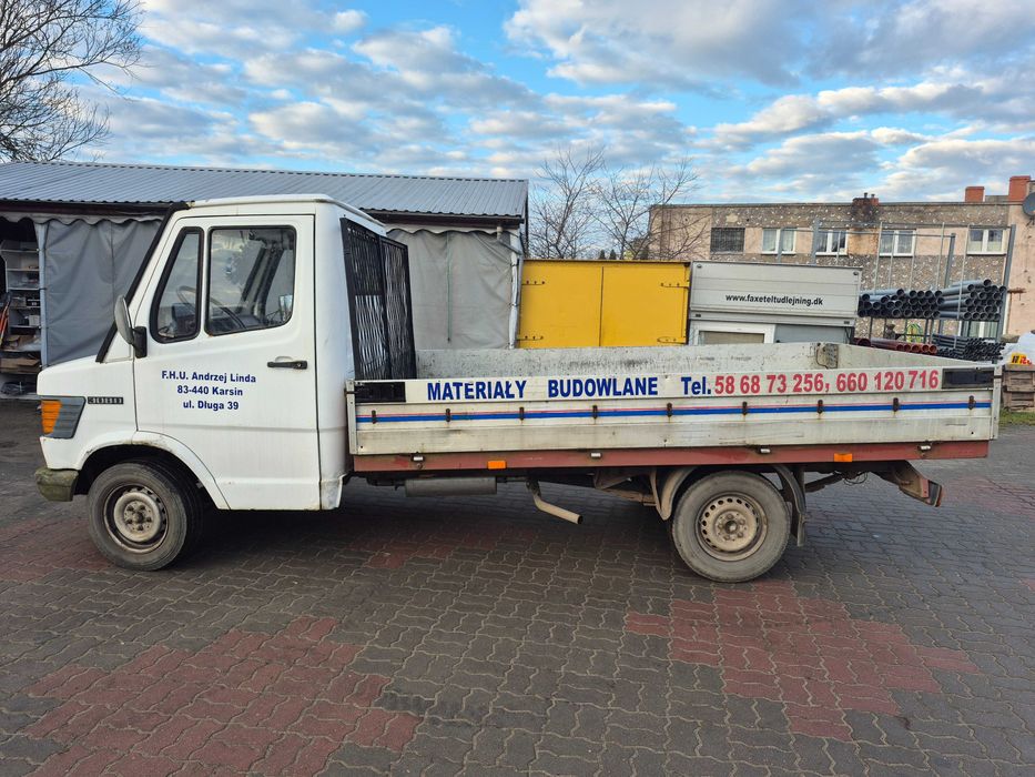 Mercedes-Benz 308D - Kaczka