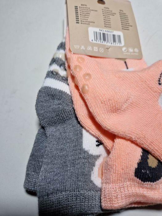 Skarpetki dziecięce antypoślizgowe 8 -16 m zestaw 2pary