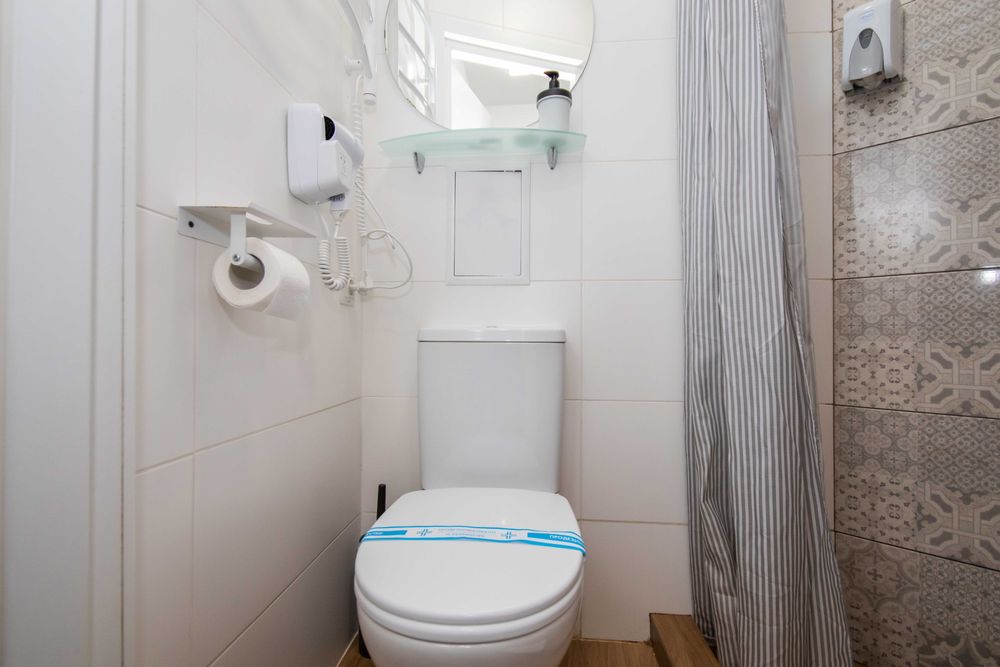 #K392 Квартира подобово. м.Тараса Шевченка. Парк "Щекавиця". Поділ