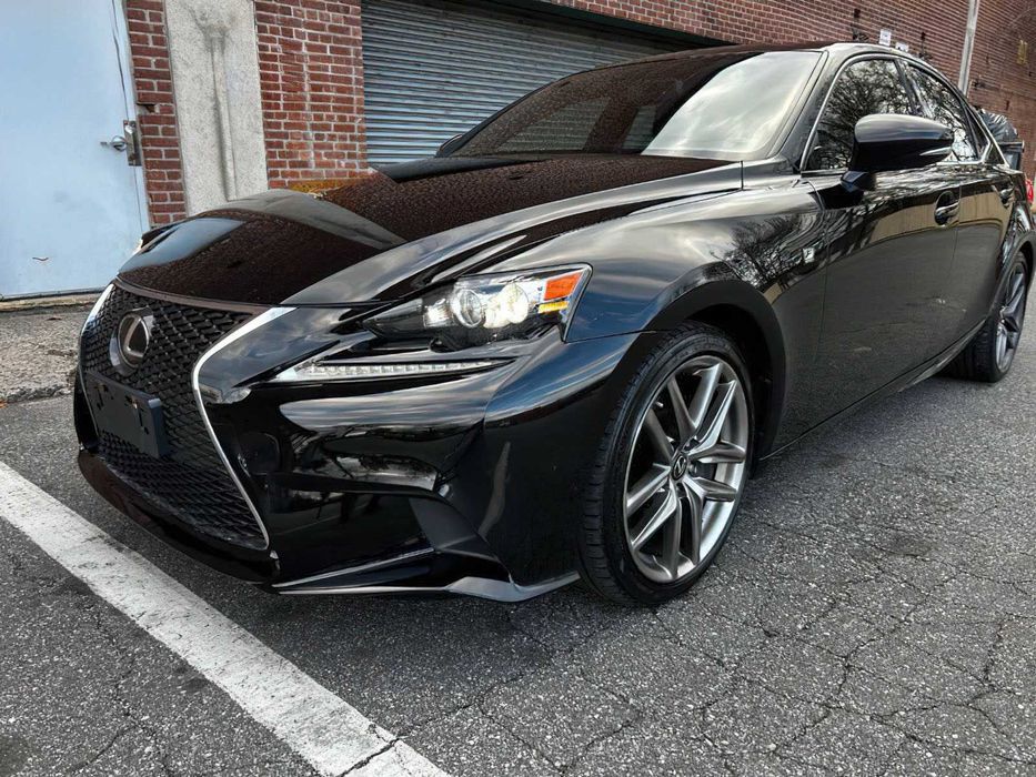 Lexus IS 300      2016