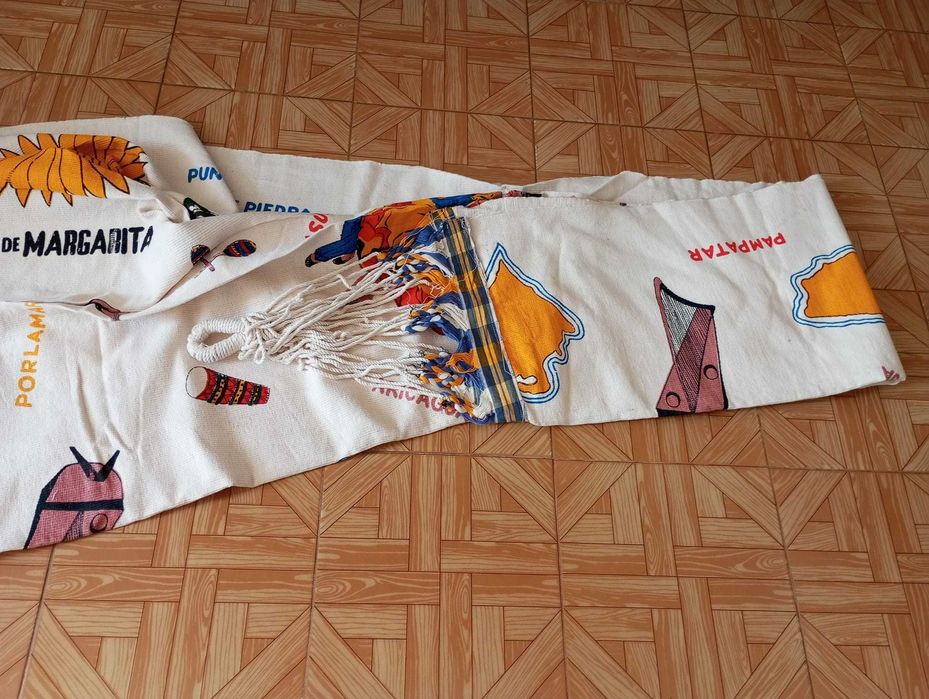 Rede em tecido nova.