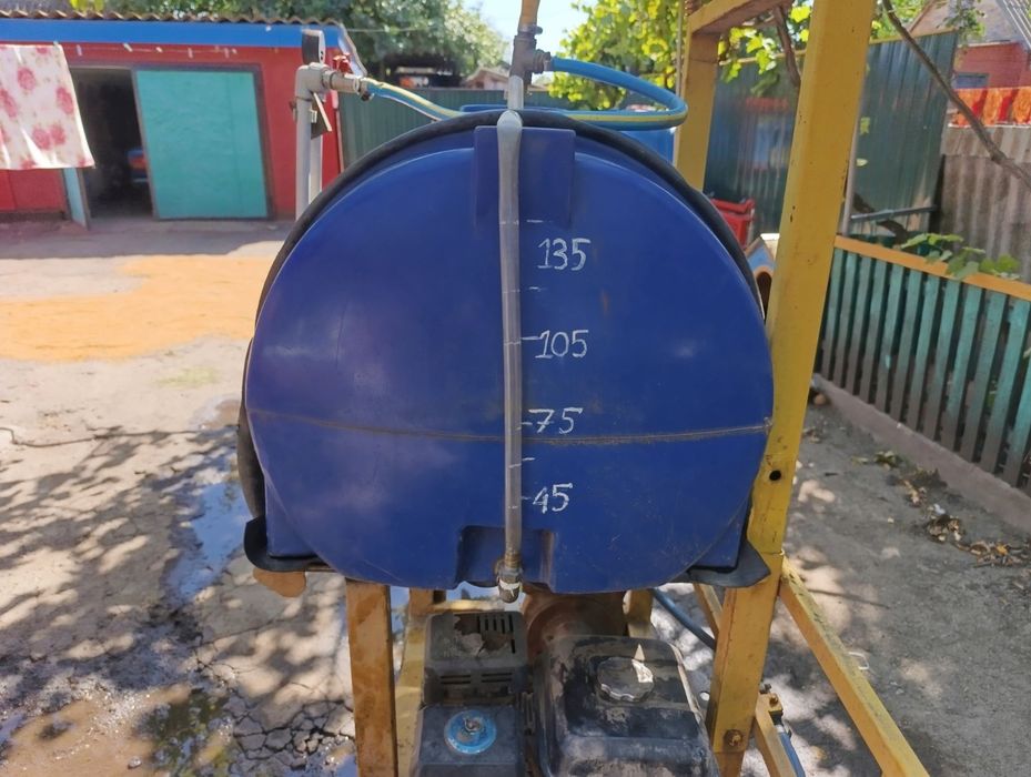 Саморобний оприскувач до міні-трактора