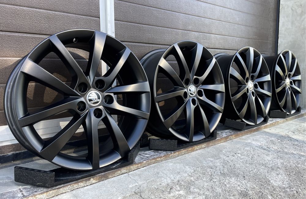 4x felgi aluminiowe 5x112 r18 et43 7J Alufelgi Czarne Oryginał Skoda