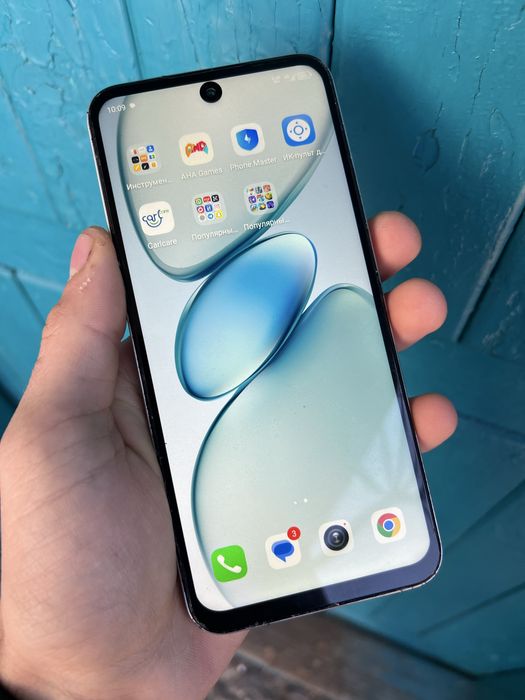Tecno Spark Go 1 3/64GB 4G 2025 года