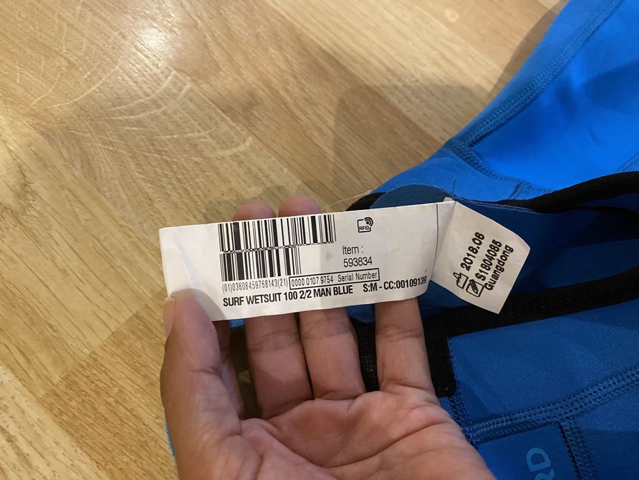 Fato surf novo decathlon tamanho S , 2.2mm