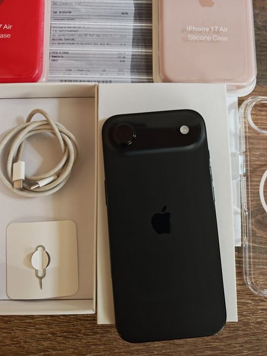 iPhone 17 Air  6.5" 256GB Preto Semi-novo C/Garantia estado Aceito Retomas