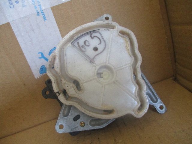 Motor da comporta da sofagem TOYOTA Corolla Verso (ZER_, ZZE12_, R1_)