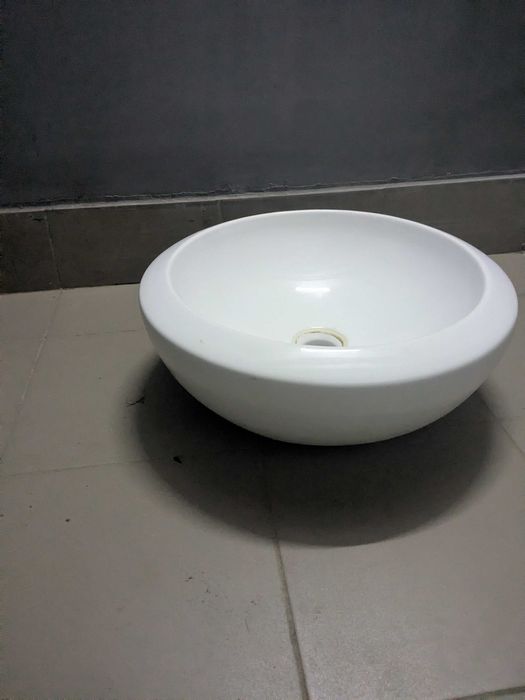 Раковина RAK Ceramics на стільницю кругла