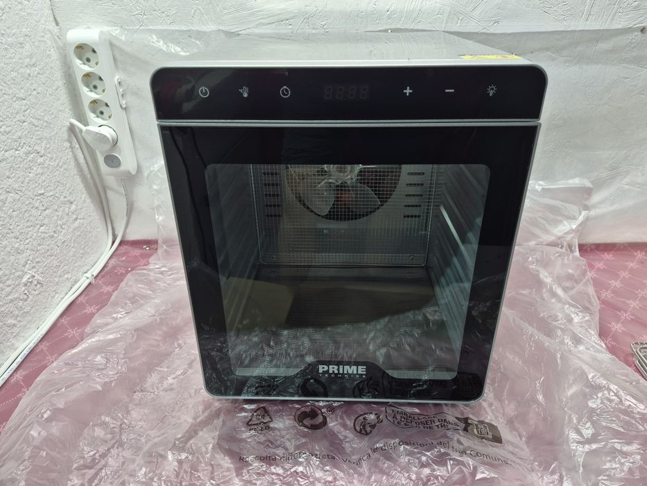 Сушарка для фруктів та овочів Prime Technics PFD 8010 S