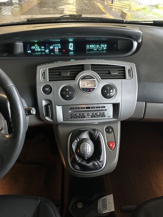 Renault Scenic 1.5 dci