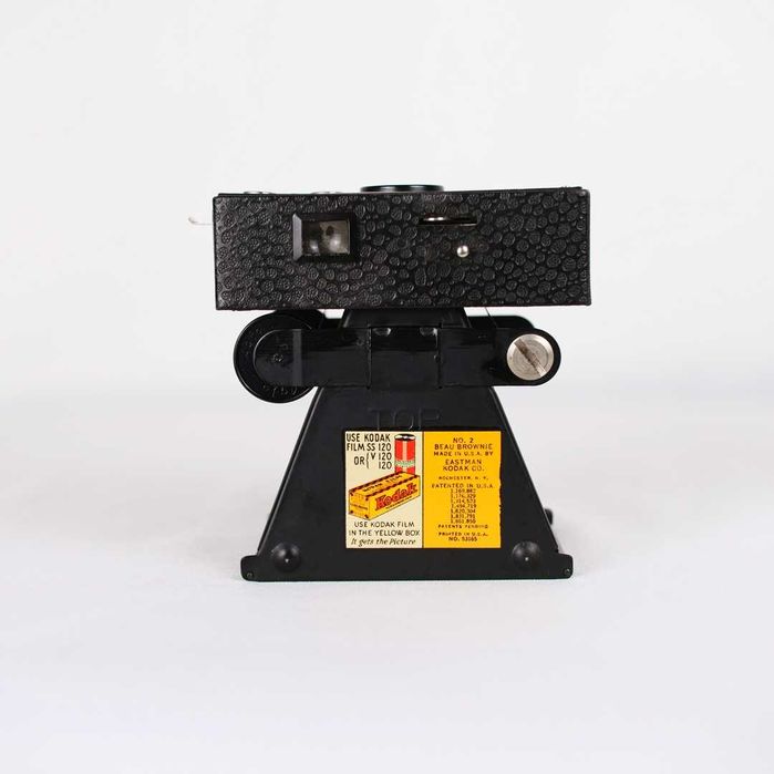 Máquina fotográfica Kodak Beau Brownie Nº2