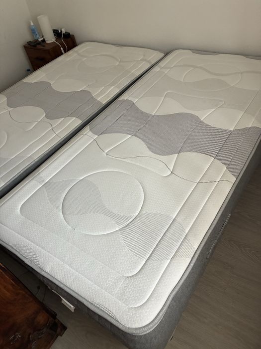 Colchões da marca  Serenya para venda com respectivos estrados. 1,90x90