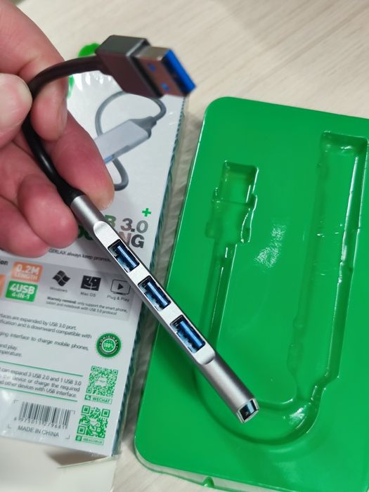 USB 3.0 хаб 4-в-1 (4 порти USB)