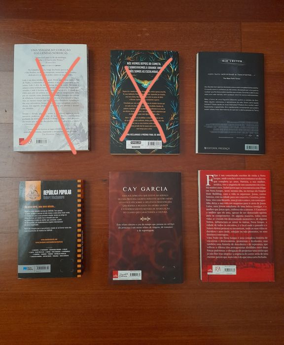 Livros Variados de Romance e Ficção Científica