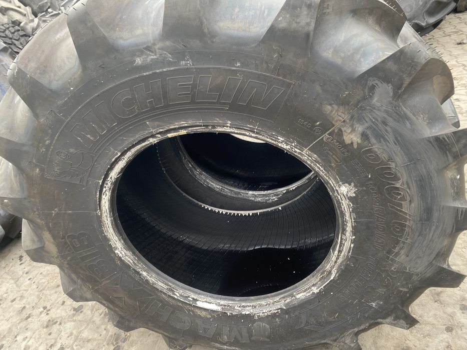 Opona 600/65 R28 Michelin Machxbib