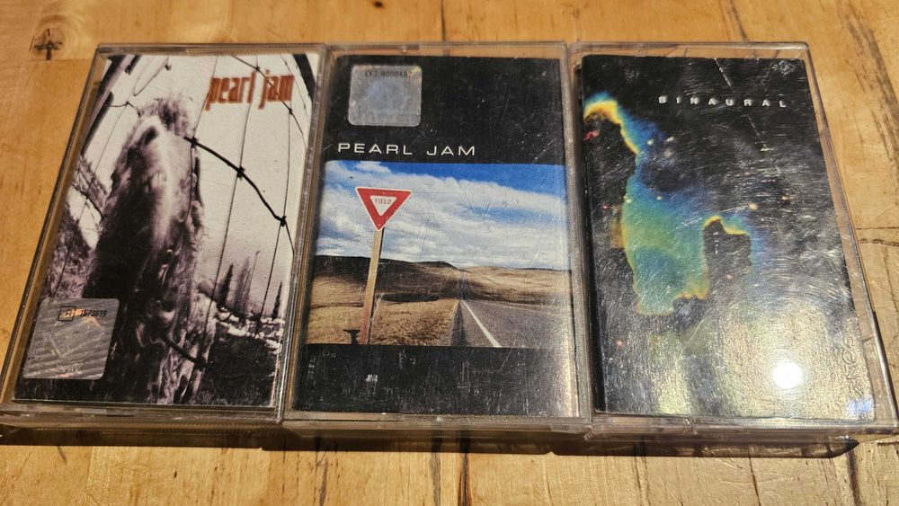 BE 3x Kaseta PEARL JAM - Binaural Yield [EPIC] magnetofonowa