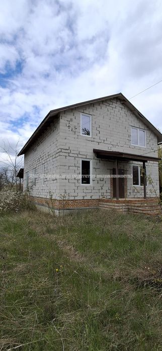 Продам будинок два поверха в Високом. Е06