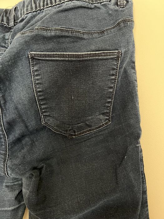 Jeansowe spodnie dżinsy jeansy 44 XXL House z haftem