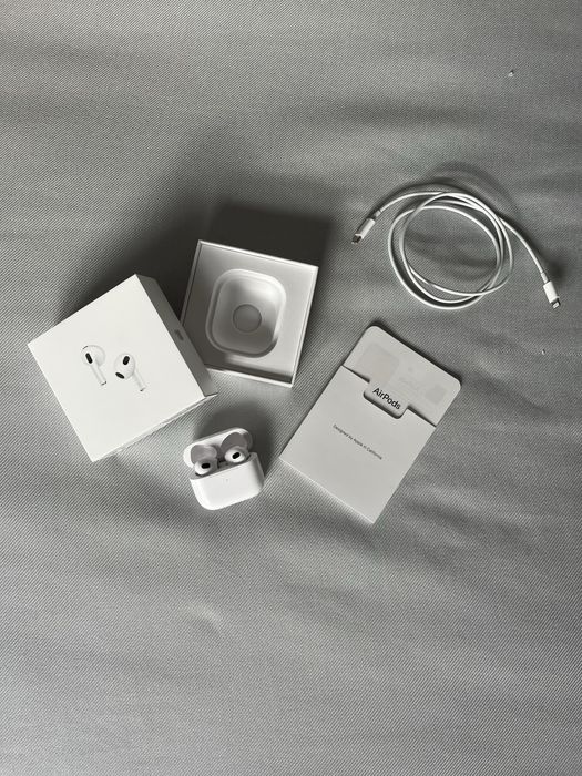 Airpods 3ª Geração APPLE c/fatura