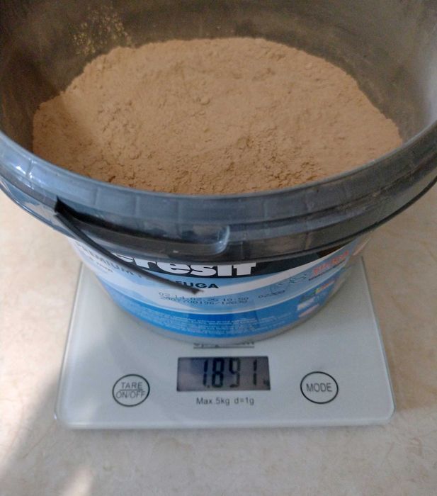 Fuga CERESIT Premium Flex Toffi - ok. 1,8 kg.